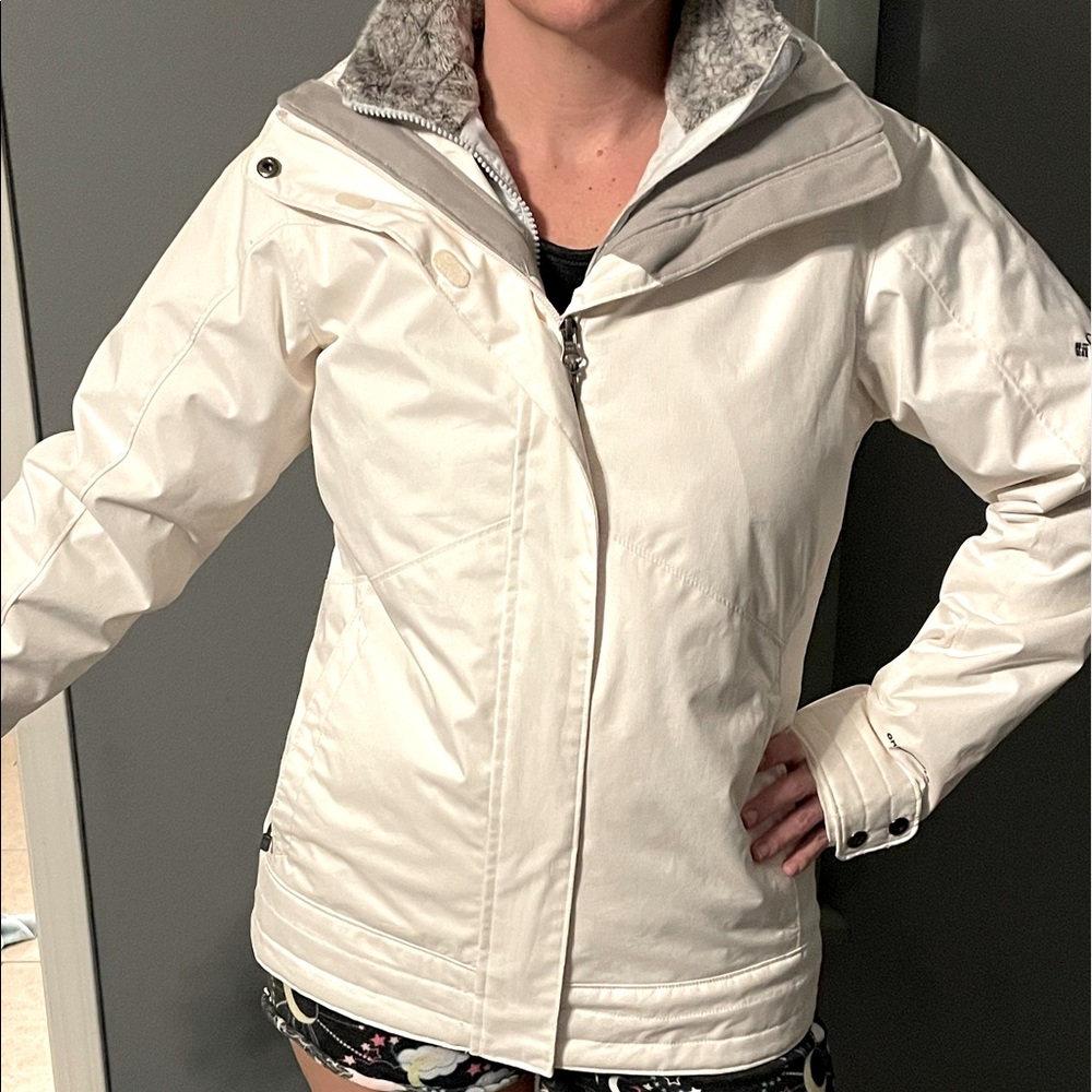 Winter White Columbia Women’s Coat Small